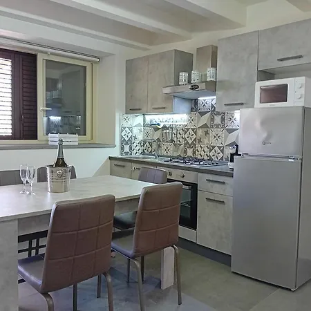 Brezza Marina * Giardini-Naxos